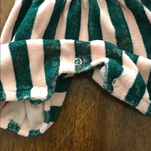 Cute Romper 🌿 - Picture 2 of 3